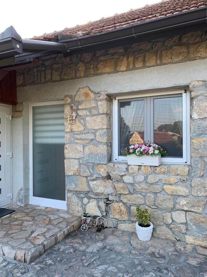 Kuca Za Iznajmljivanje Andrija Ljubuški Exterior foto